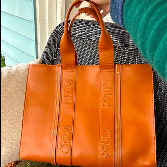 Chloe Woody Large Tote - Picture 1 of 7
